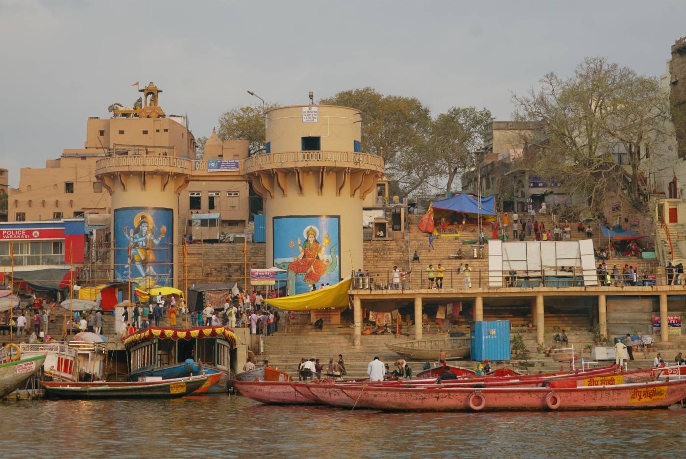 Rajendra Prasad, Raj & Kedar Ghats