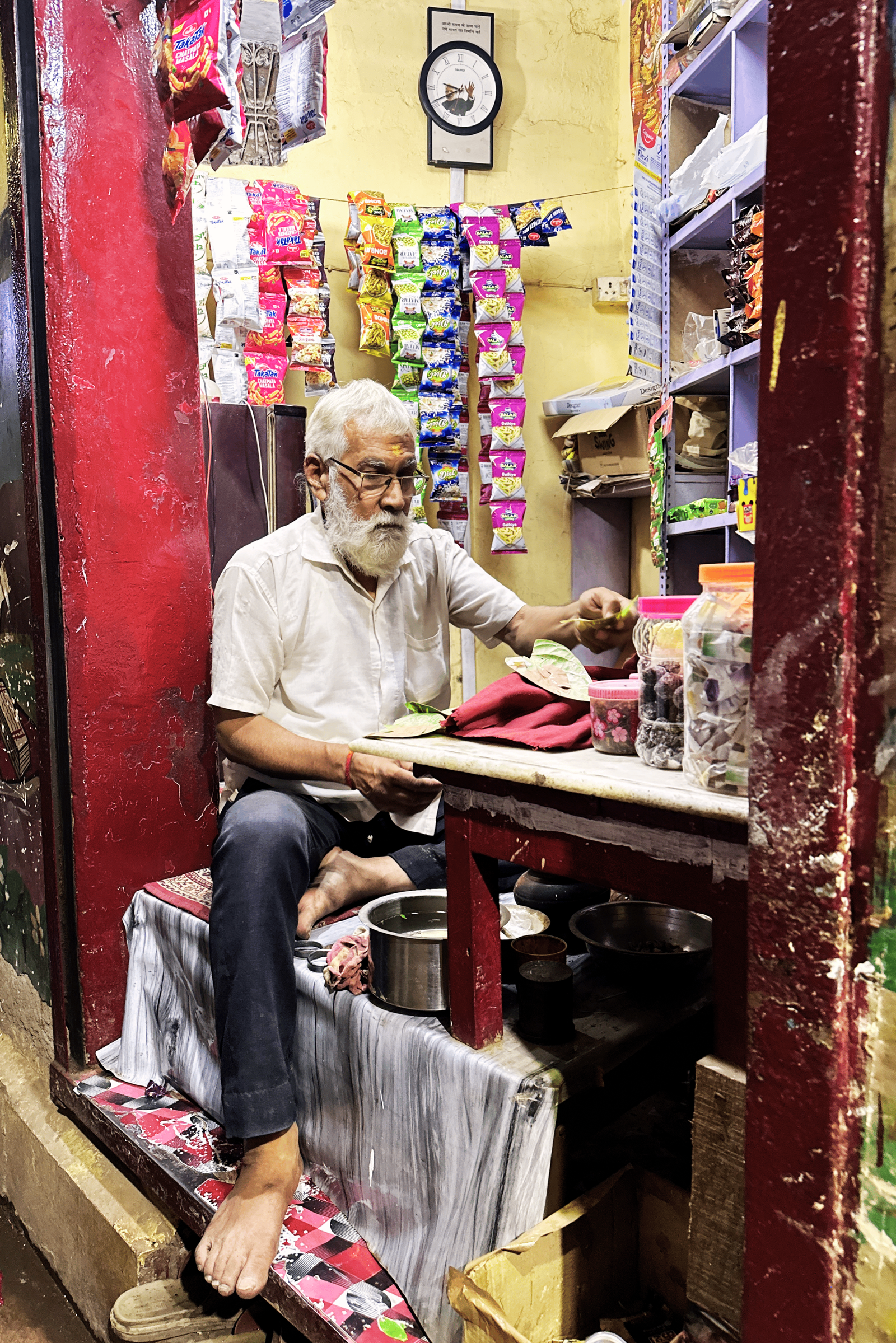 Varanasi Street Food Atmosphere
